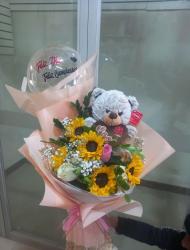 GIRASOL AND BEAR